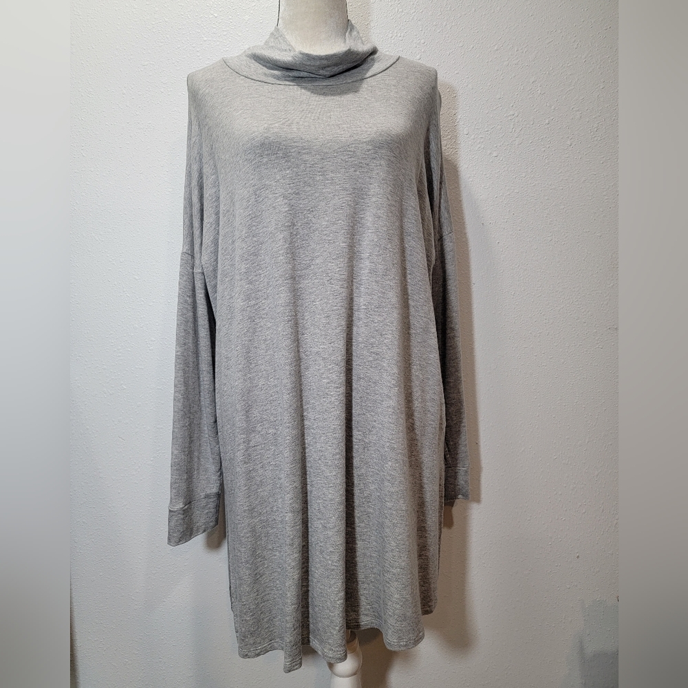 Eileen Fisher Funnel Neck Turtleneck Long-Sleeve Tunic Women's size Large